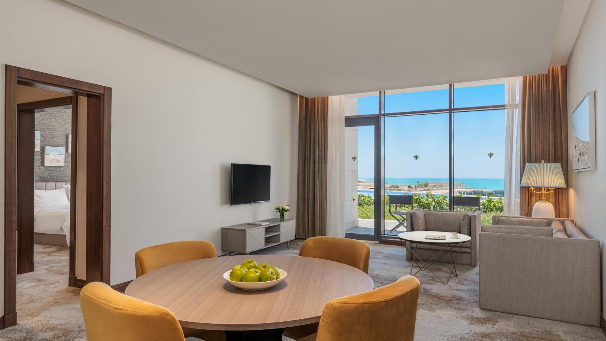 Rixos Premium Alamein El Alamein Rom bilde A living room at the hotel